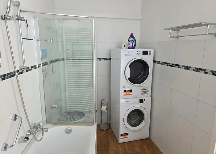 Ferien- Und Gaestewohnung Mit Ac Lägenhet